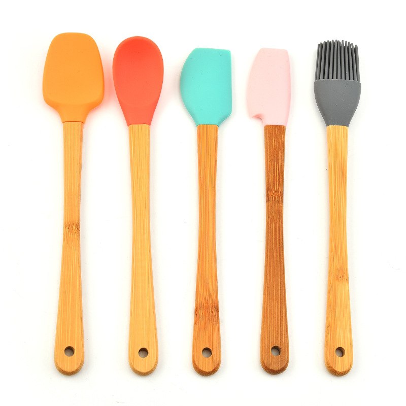 مجموعة معالق سباتولا 5 قطع من السيليكون مقاومة للحرارة العالية وخالية من مادة بيسفينول