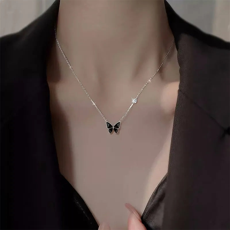 سلسلة الفراشة بتصميم رقيق - batcino.com