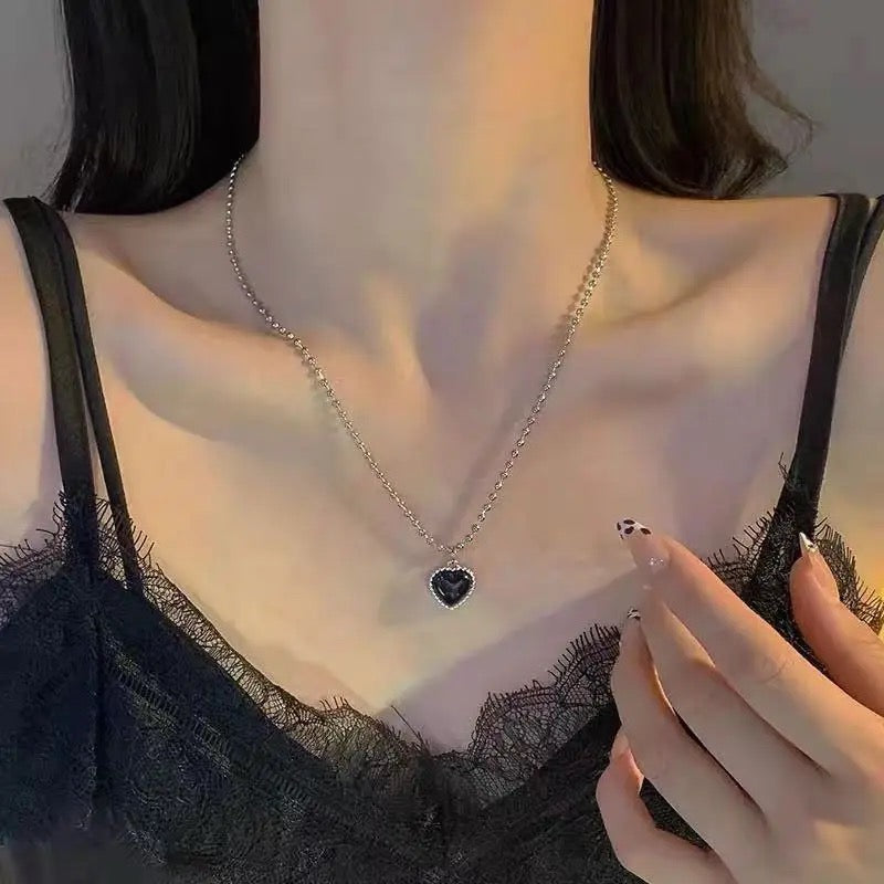 سلسلة قلب مع فصوص زركون - batcino.com