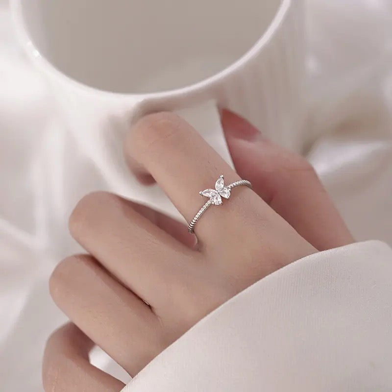 خاتم فراشة كرستال - مقاس حر - batcino.com