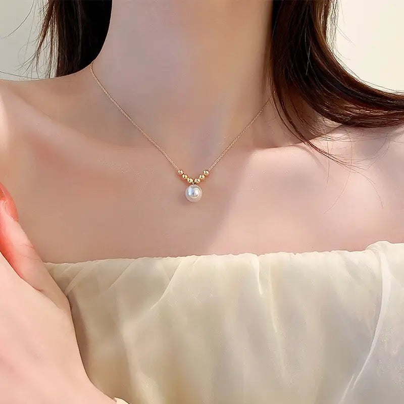 سلسلة مع لولي مع فصوص ذهبية - batcino.com